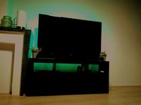 Montage tv kast zwart groen backlight